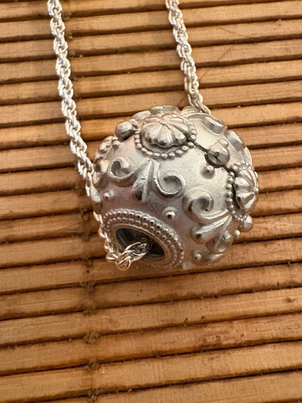 Silver Tone Floral Filigree Bead 24”  Necklace - Silver Color